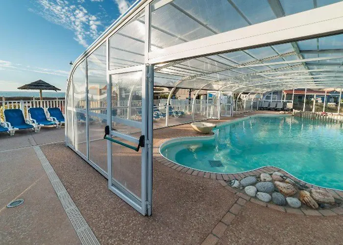 Mobil-home Avec Terrasse A - Api-1-52-377 Kemping Saint-Michel-Chef-Chef