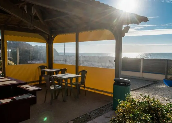 Kemping Mobil-home Avec Terrasse A - Api-1-52-377